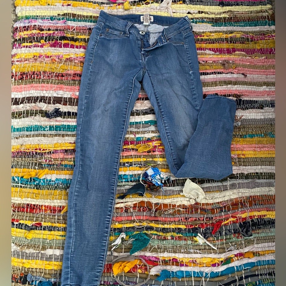 MUDD skinny jeans low waisted